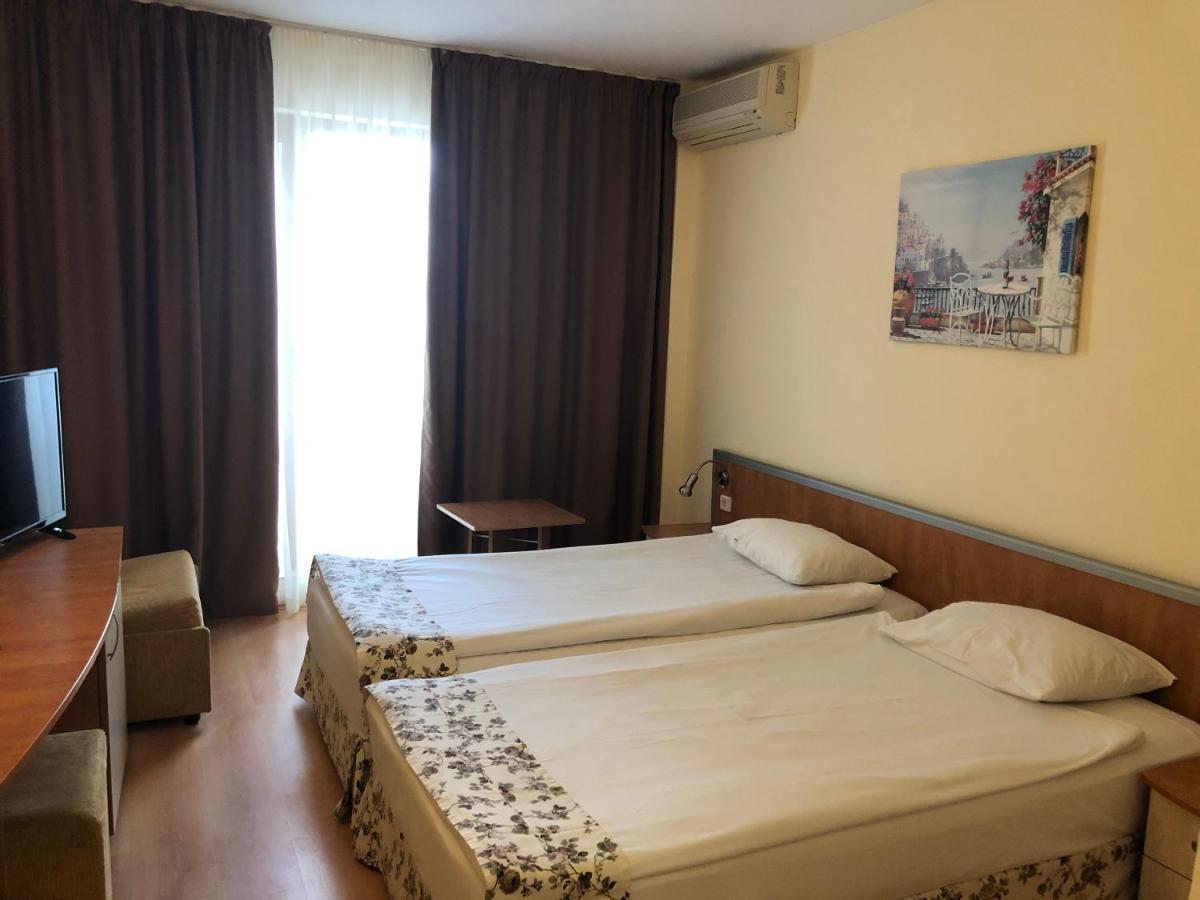 Hotel Atol Pantai Sunny Bagian luar foto