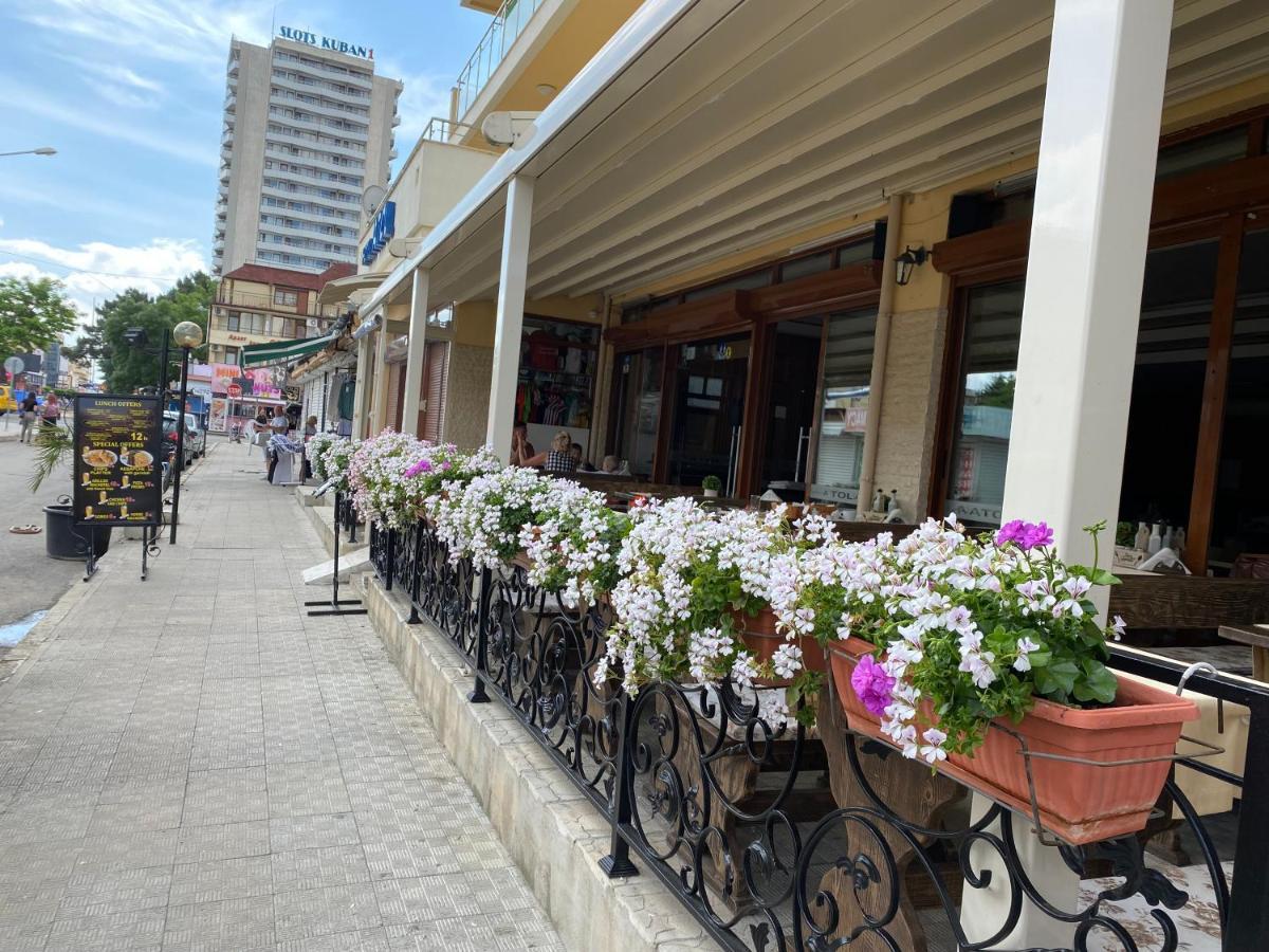 Hotel Atol Pantai Sunny Bagian luar foto