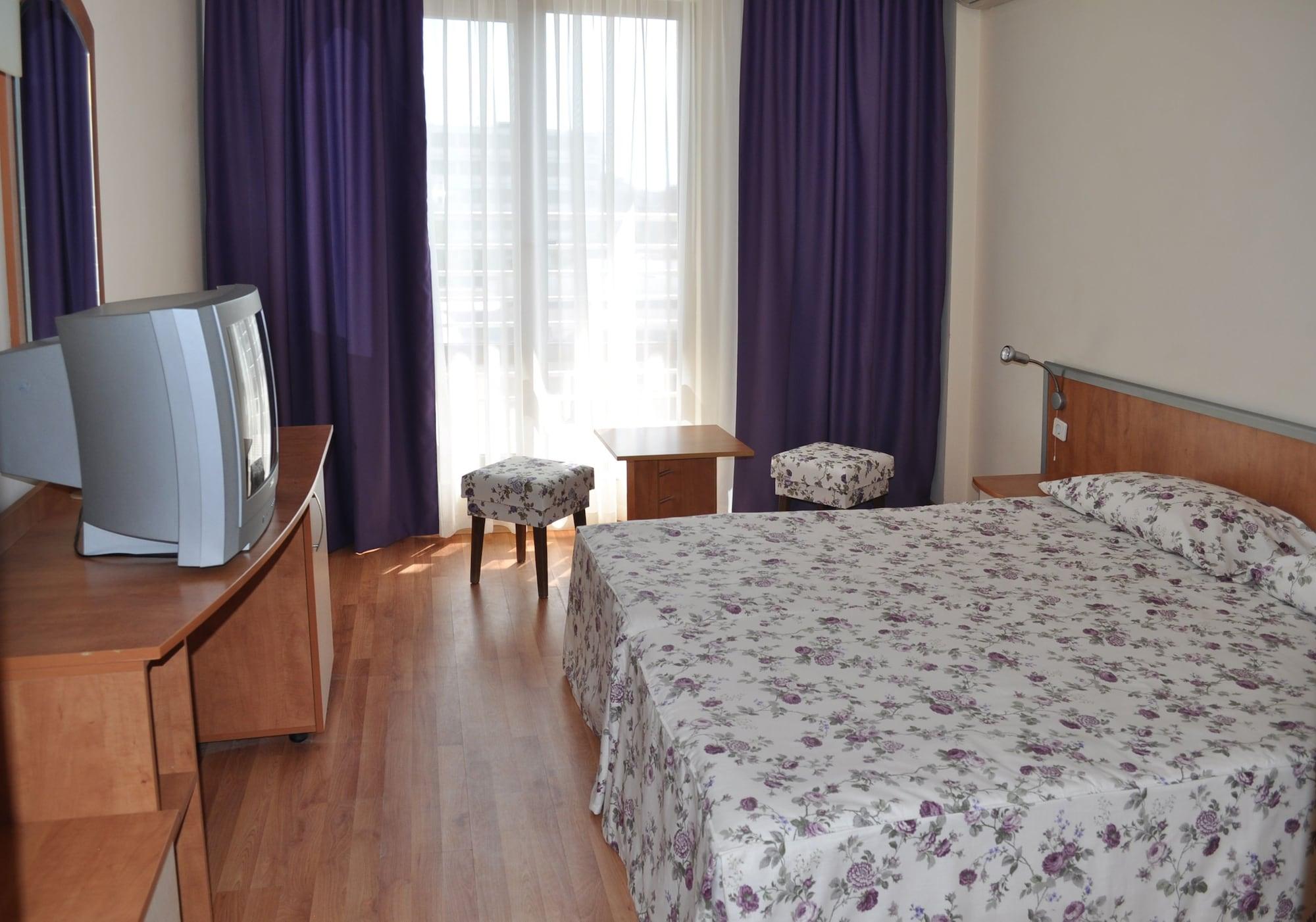 Hotel Atol Pantai Sunny Bagian luar foto