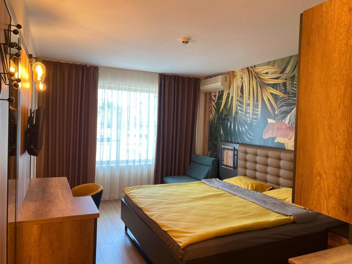Hotel Atol Pantai Sunny Bagian luar foto