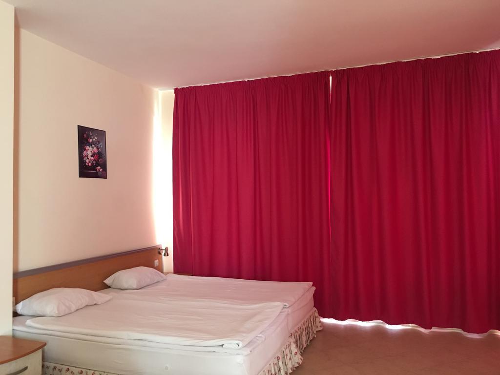 Hotel Atol Pantai Sunny Bagian luar foto
